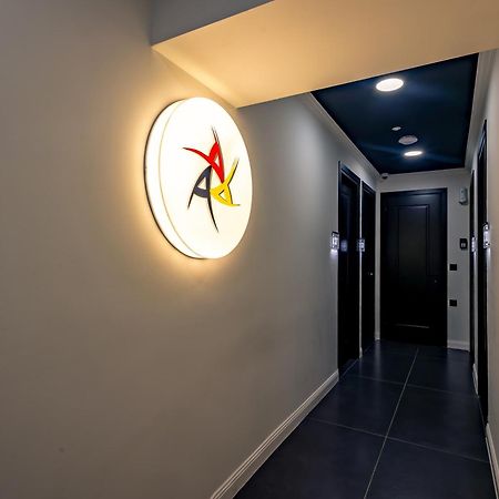 Triple A @ Trendy Psiri - Art & Nightlife Aparthotel Atenas Exterior foto