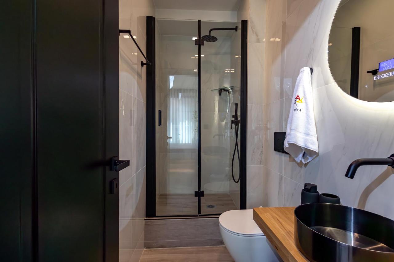 Triple A @ Trendy Psiri - Art & Nightlife Aparthotel Atenas Exterior foto
