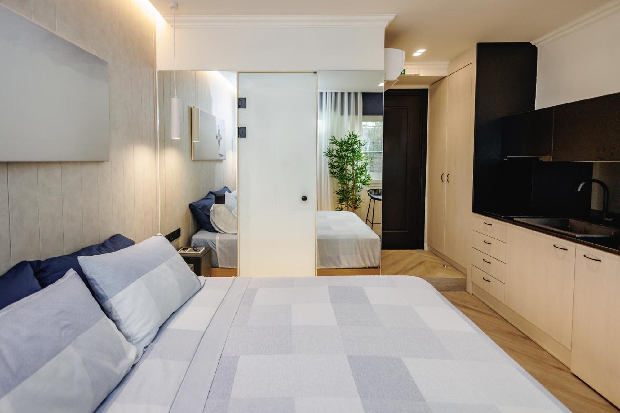 Triple A @ Trendy Psiri - Art & Nightlife Aparthotel Atenas Exterior foto