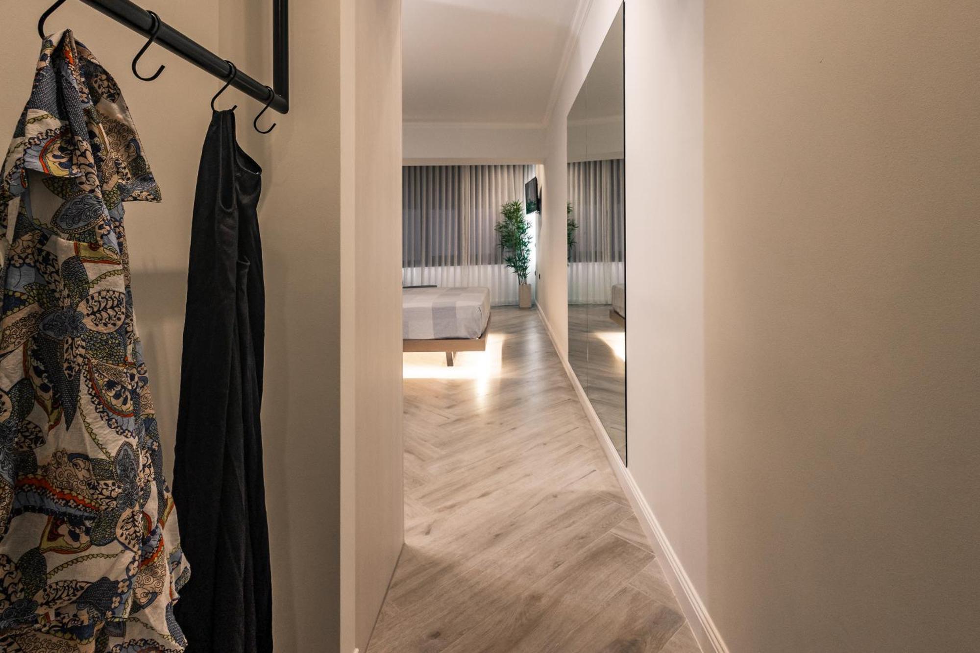Triple A @ Trendy Psiri - Art & Nightlife Aparthotel Atenas Exterior foto